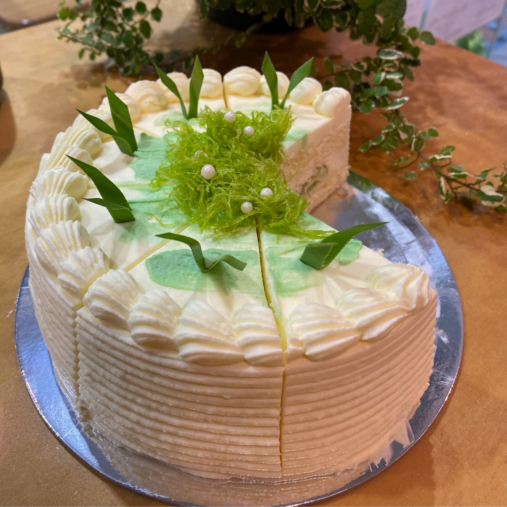 PANDAN COCONUT CAKE