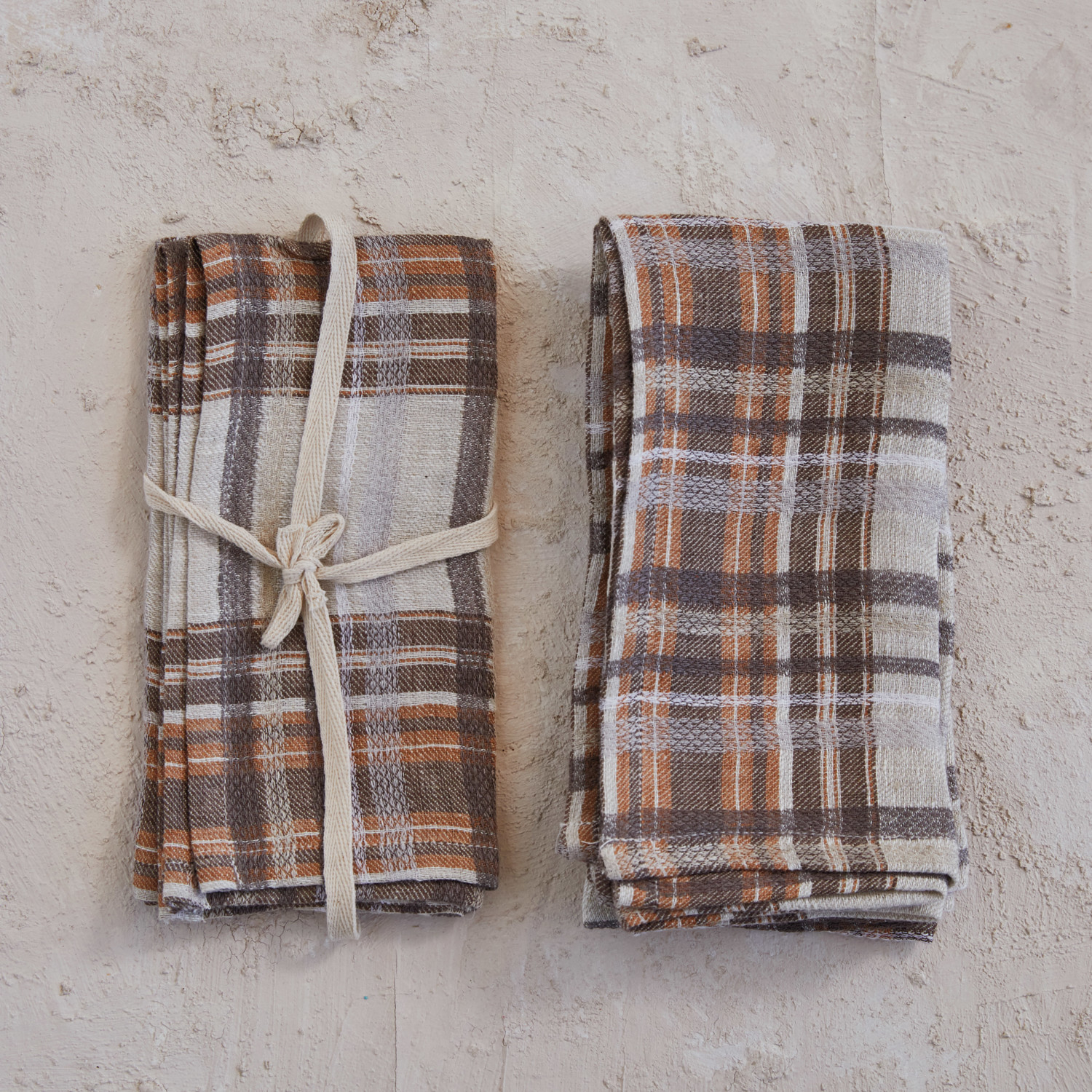 Plaid Linen napkin set