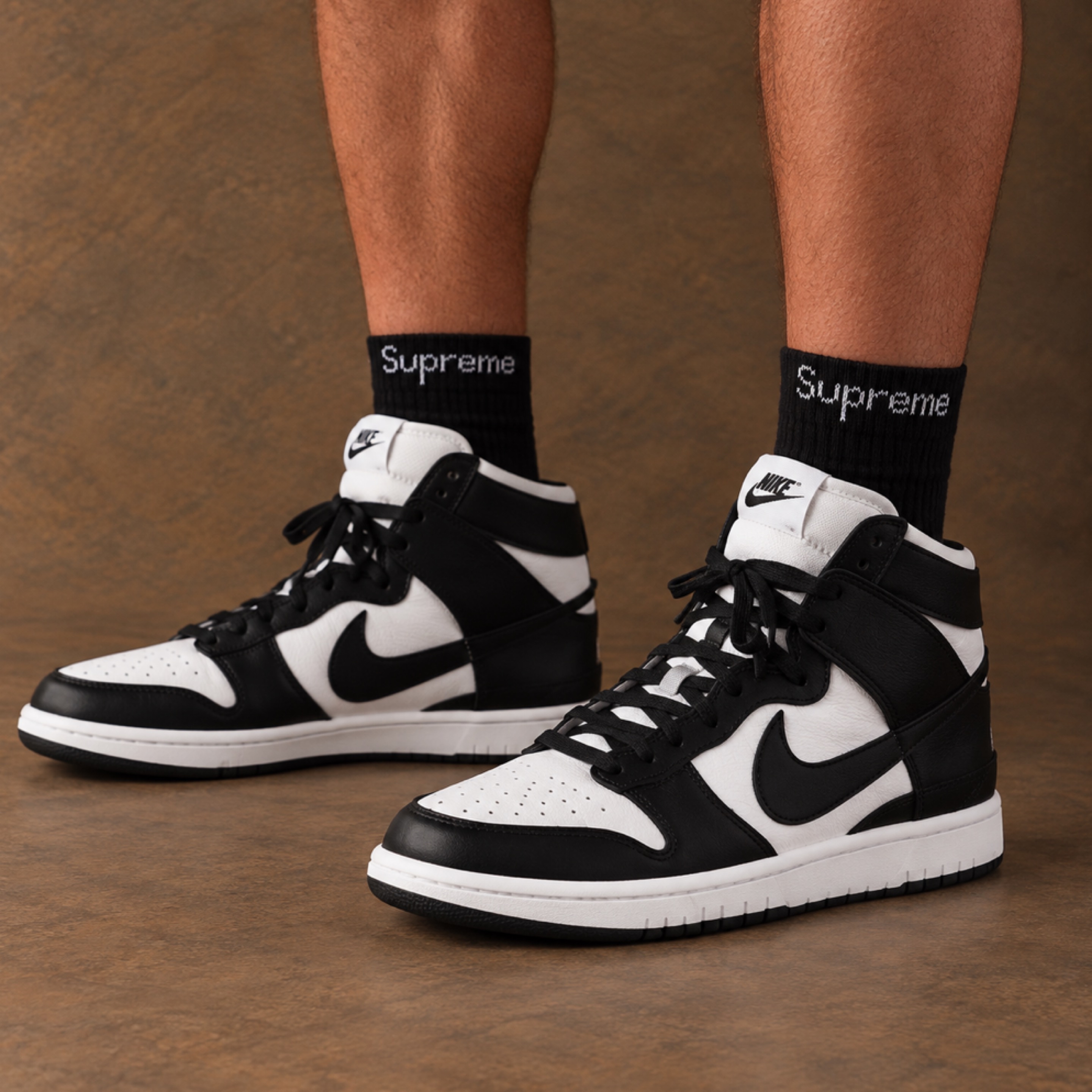 Supreme®/Hanes® Crew Socks (4 Pack) Black 