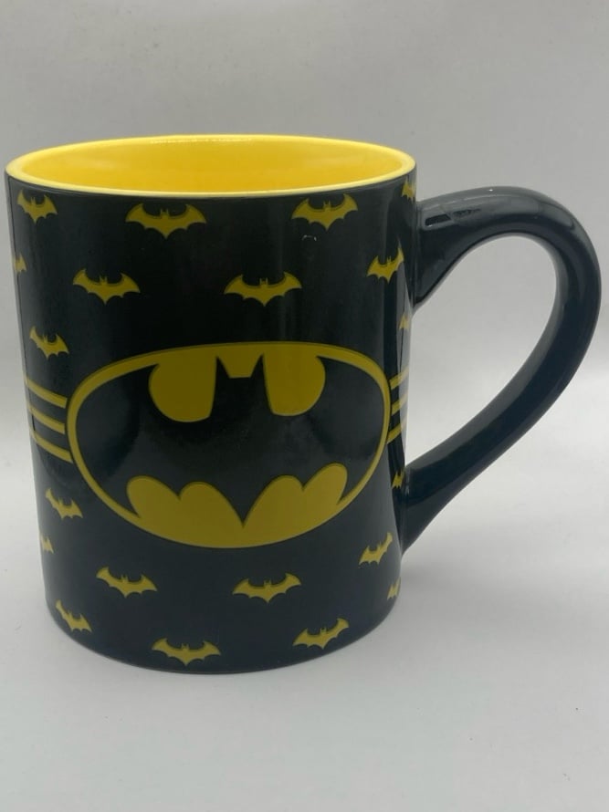 Batman Logo with Wrap Around Bats 14oz Ceramic Mug
