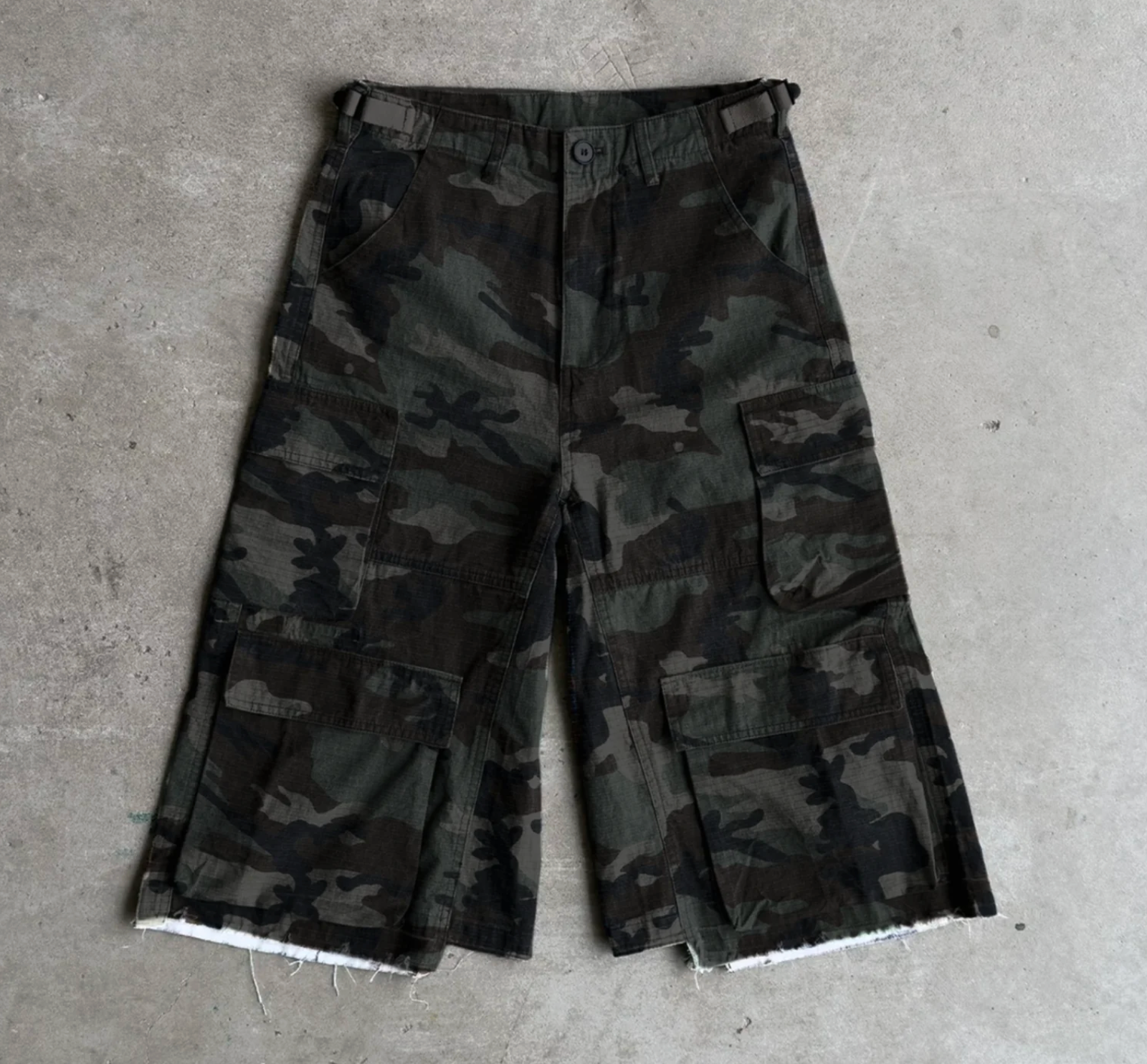 Bravest Studios Dark Camo Baggy Cargo Shorts