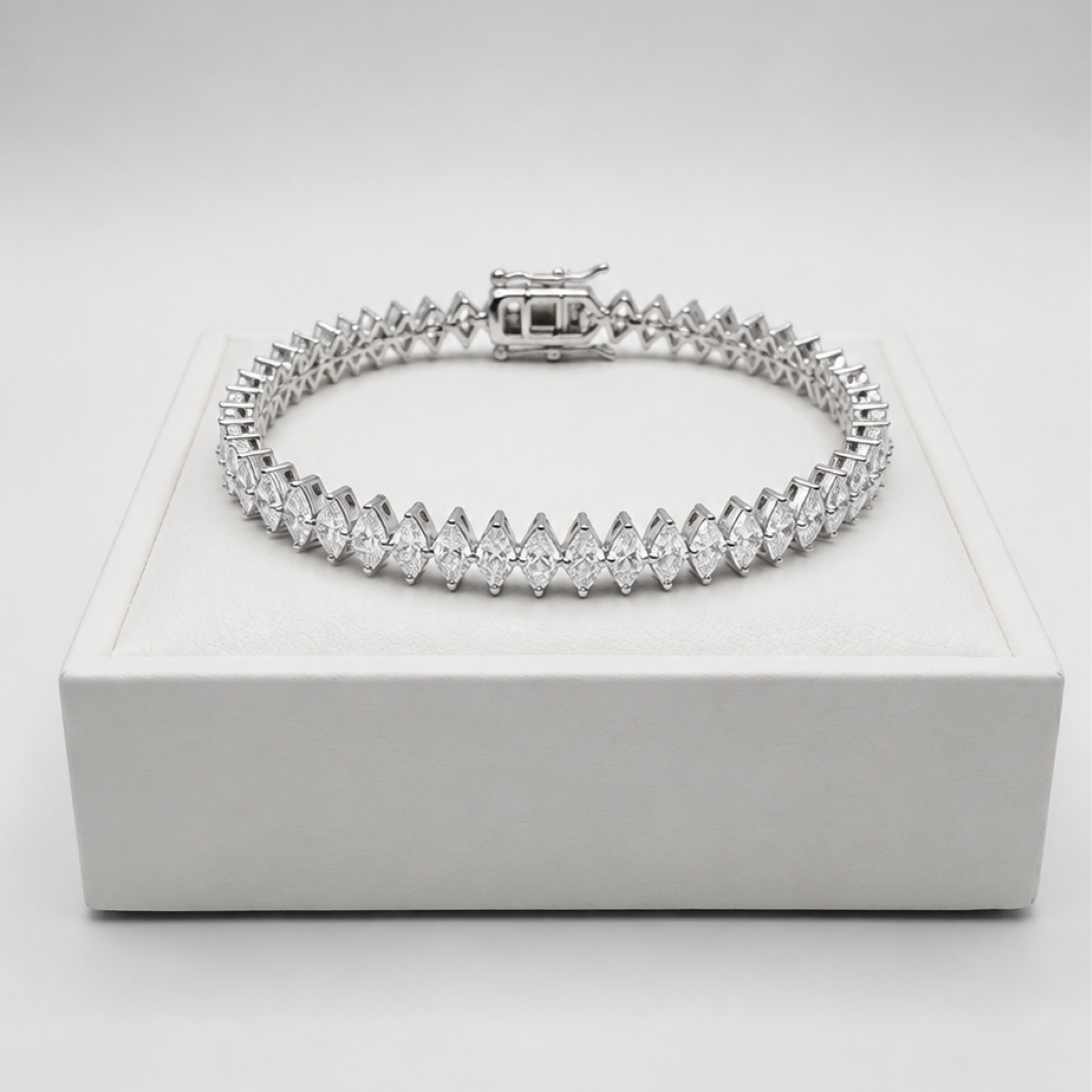 8” White Gold Tennis Tear Bracelet 