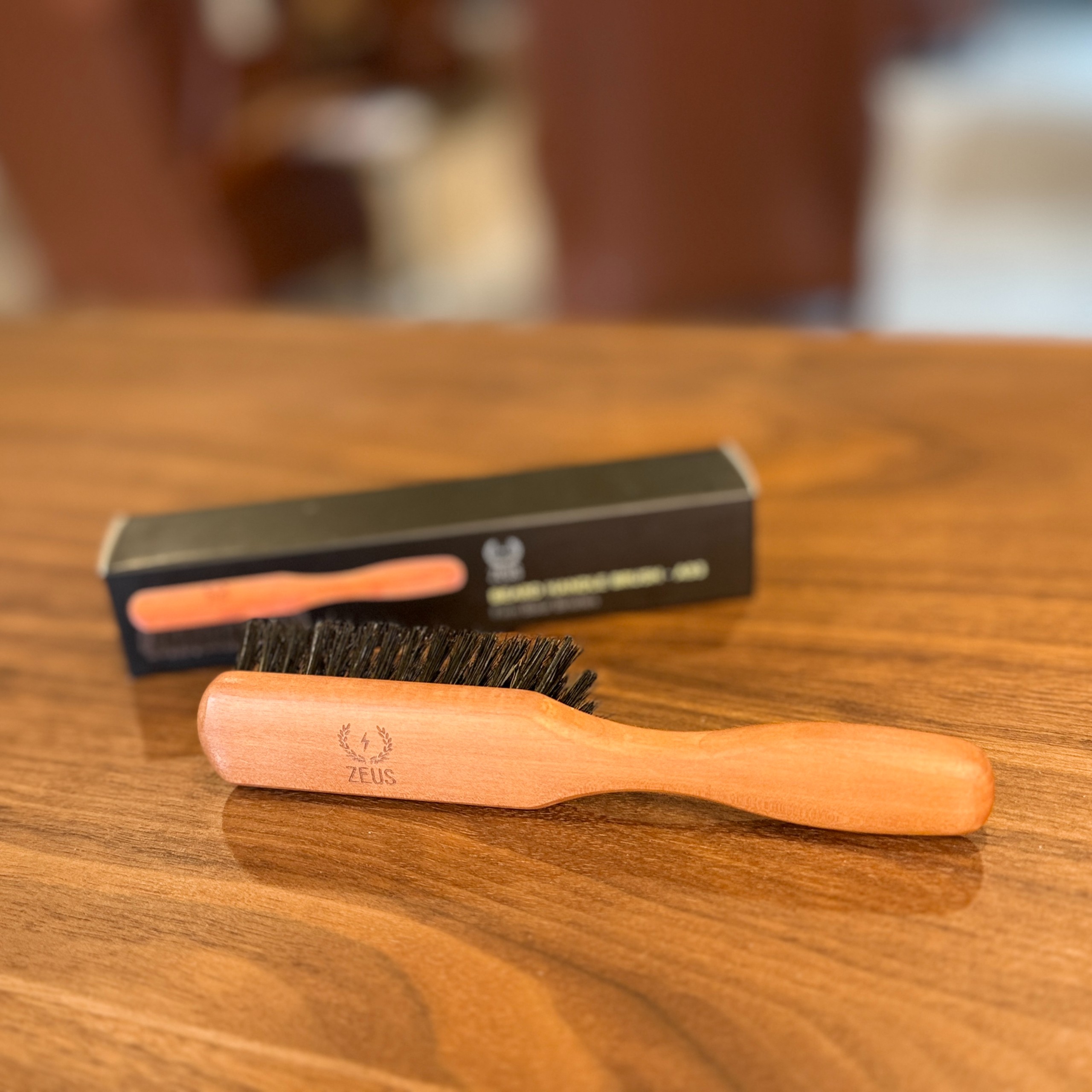 Zeus Beard - Beard Brush