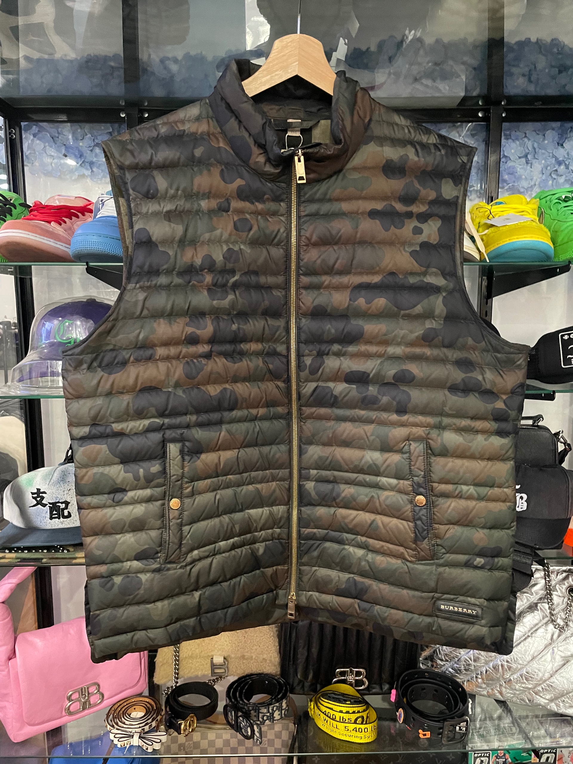 Burberry camouflage puffer vest size XXL (used)