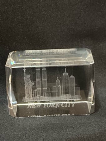 NEW YORK Statue of Liberty Twin Towers Glass Rectangular Paperweight