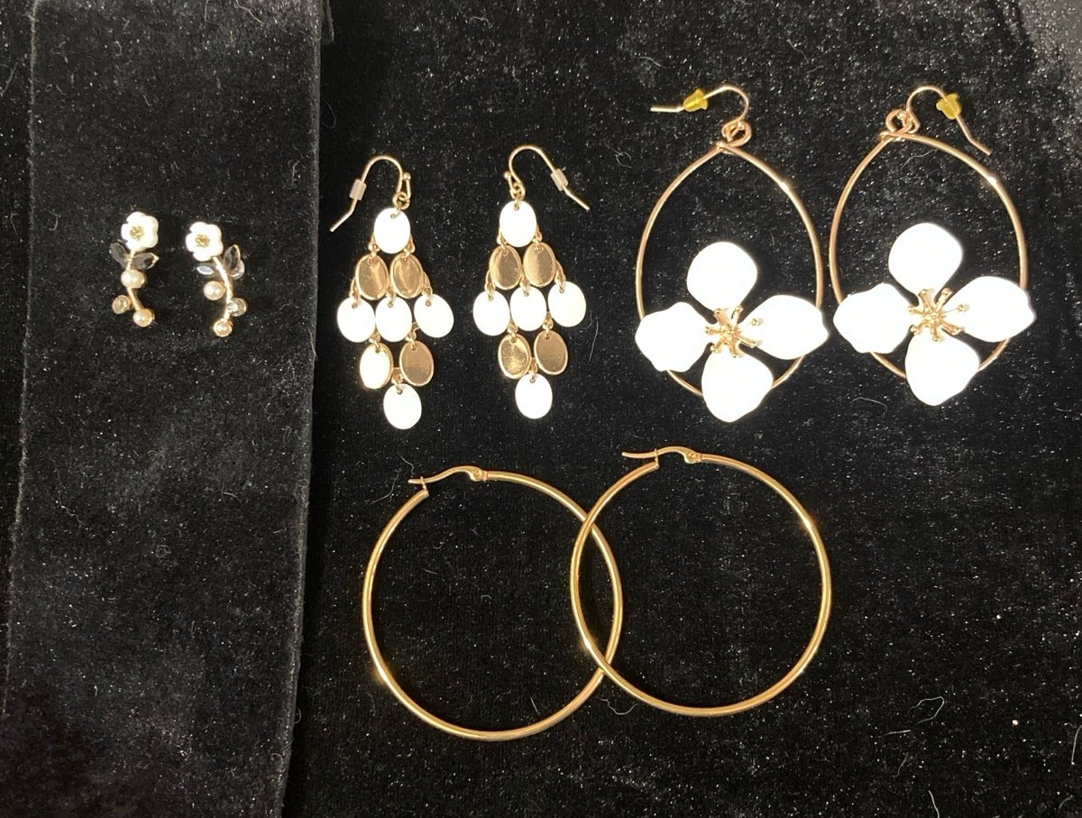 Lot of 4 White and Gold tone Dangle Hoop Earrings