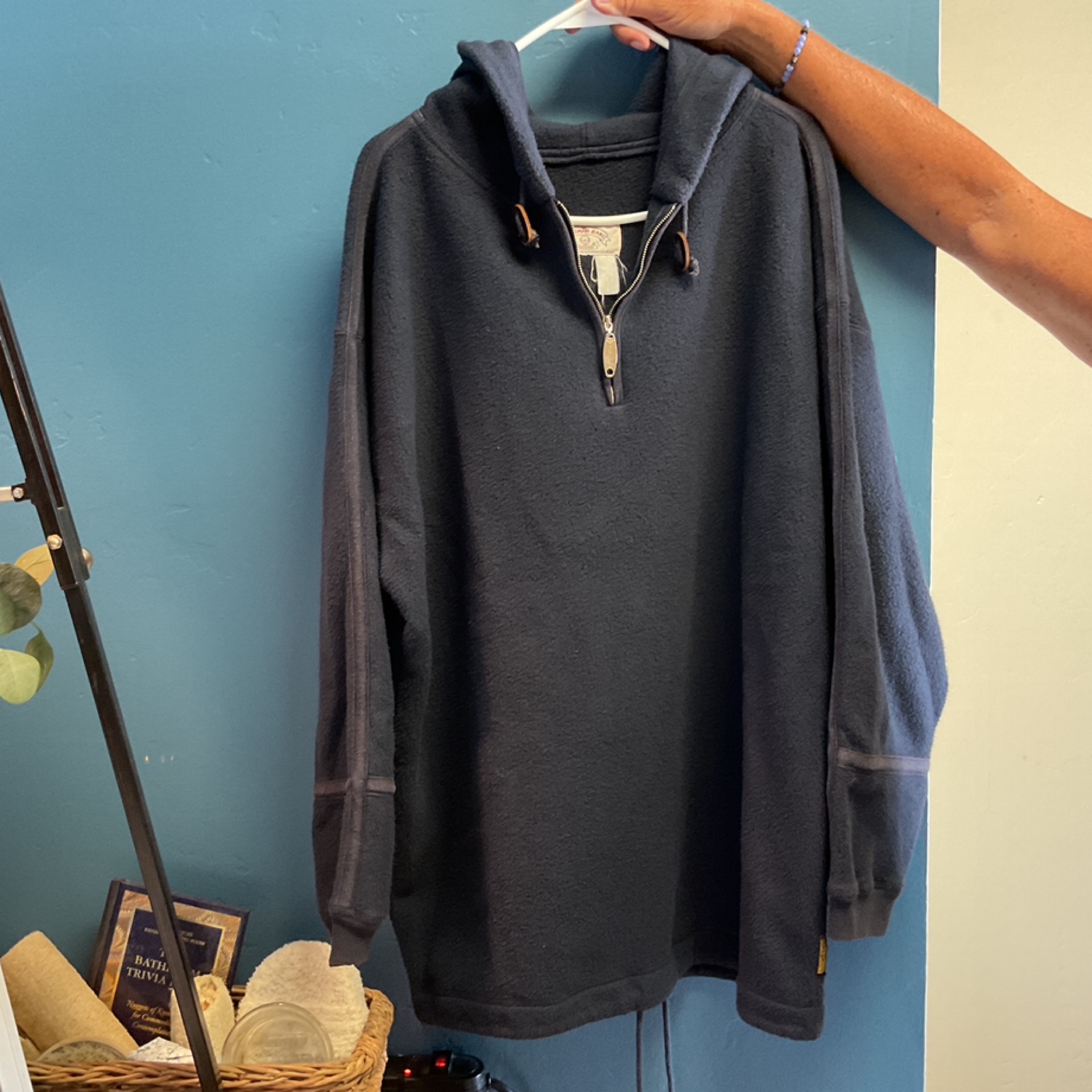 Armani 1/4 zip sweater (M)