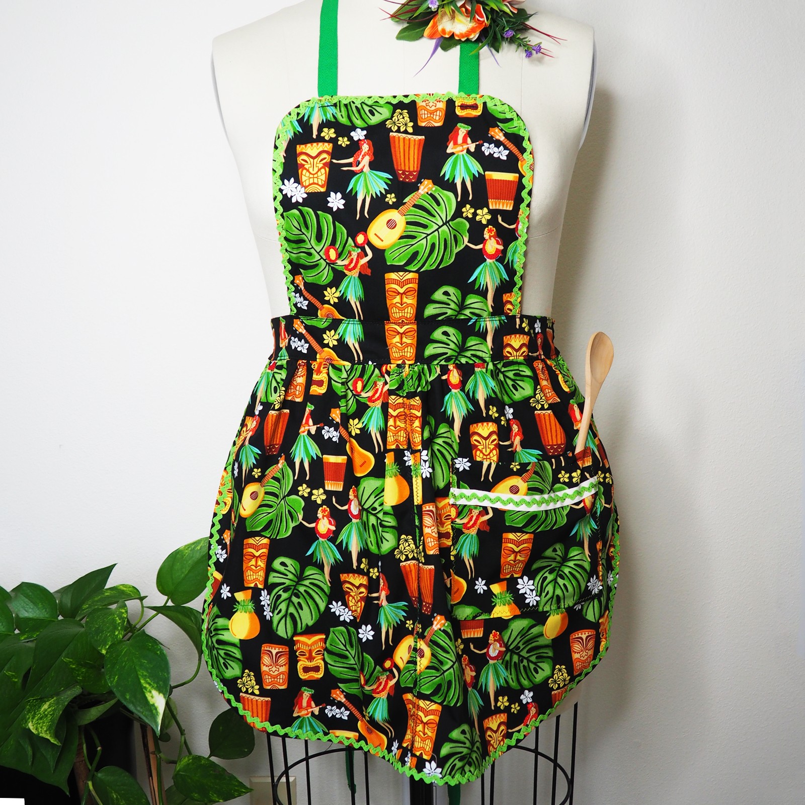 Hula Tiki Apron
