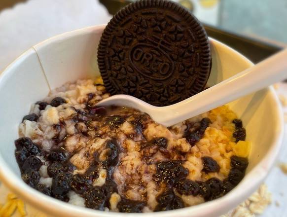 Cookies & Cream Oatmeal