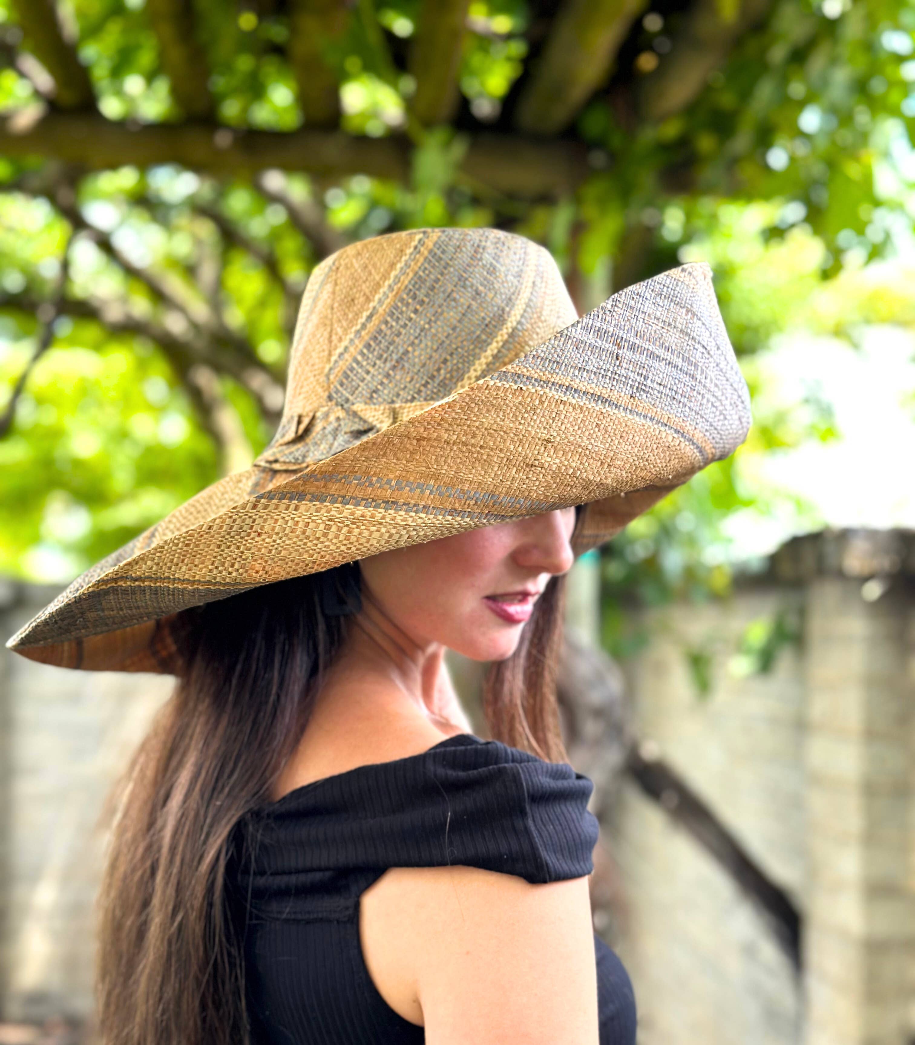 5" & 7" Wide Brim Multicolor Stripe Packable Straw Sun Hats