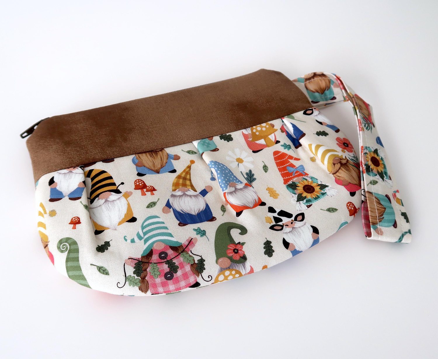 Pleated Wristlet – Garden Gnomes, photo 8 of 8