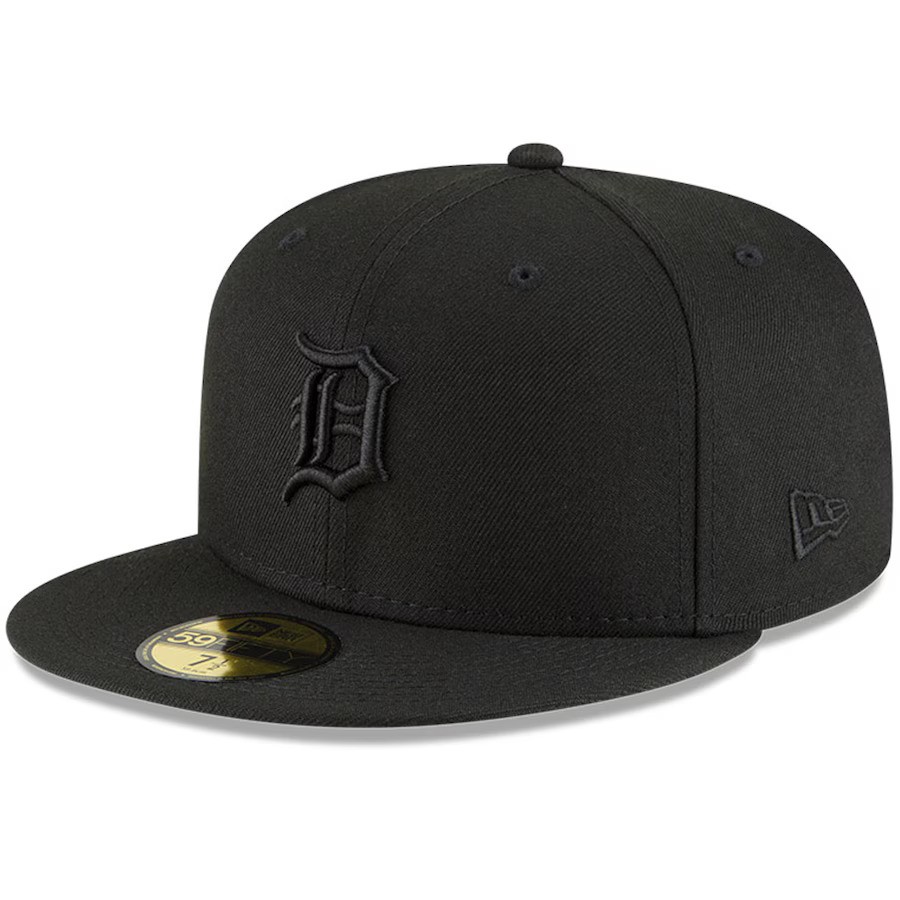 Detroit Tigers New Era 59FIFTY Blackout Hat