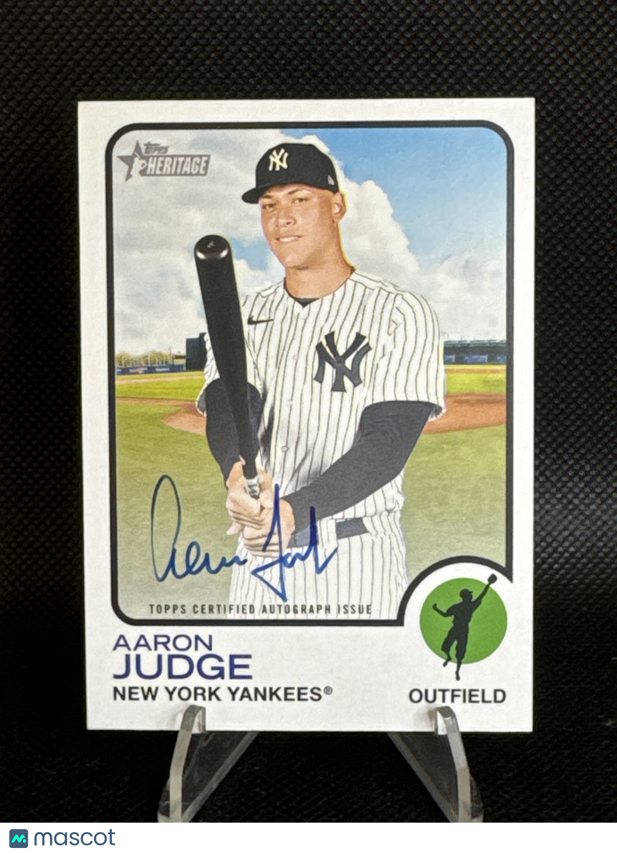 2022 Topps Heritage Aaron Judge Real One Auto #ROA-AJ
