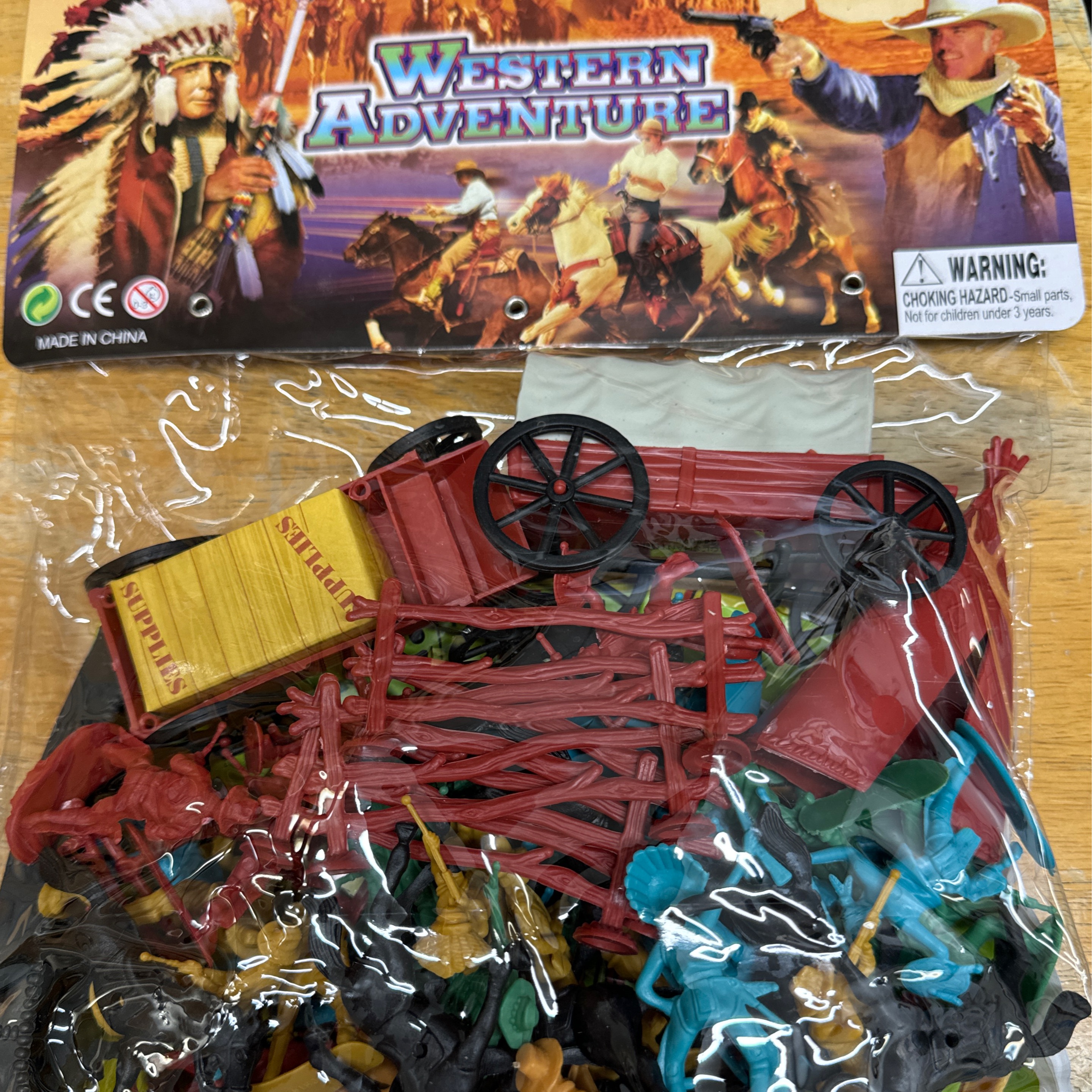 62 Pc Western Play Set (Western Adv Bag) ****