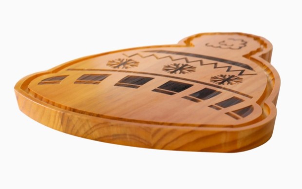 Winter Hat Wood Cutting & Serving Board