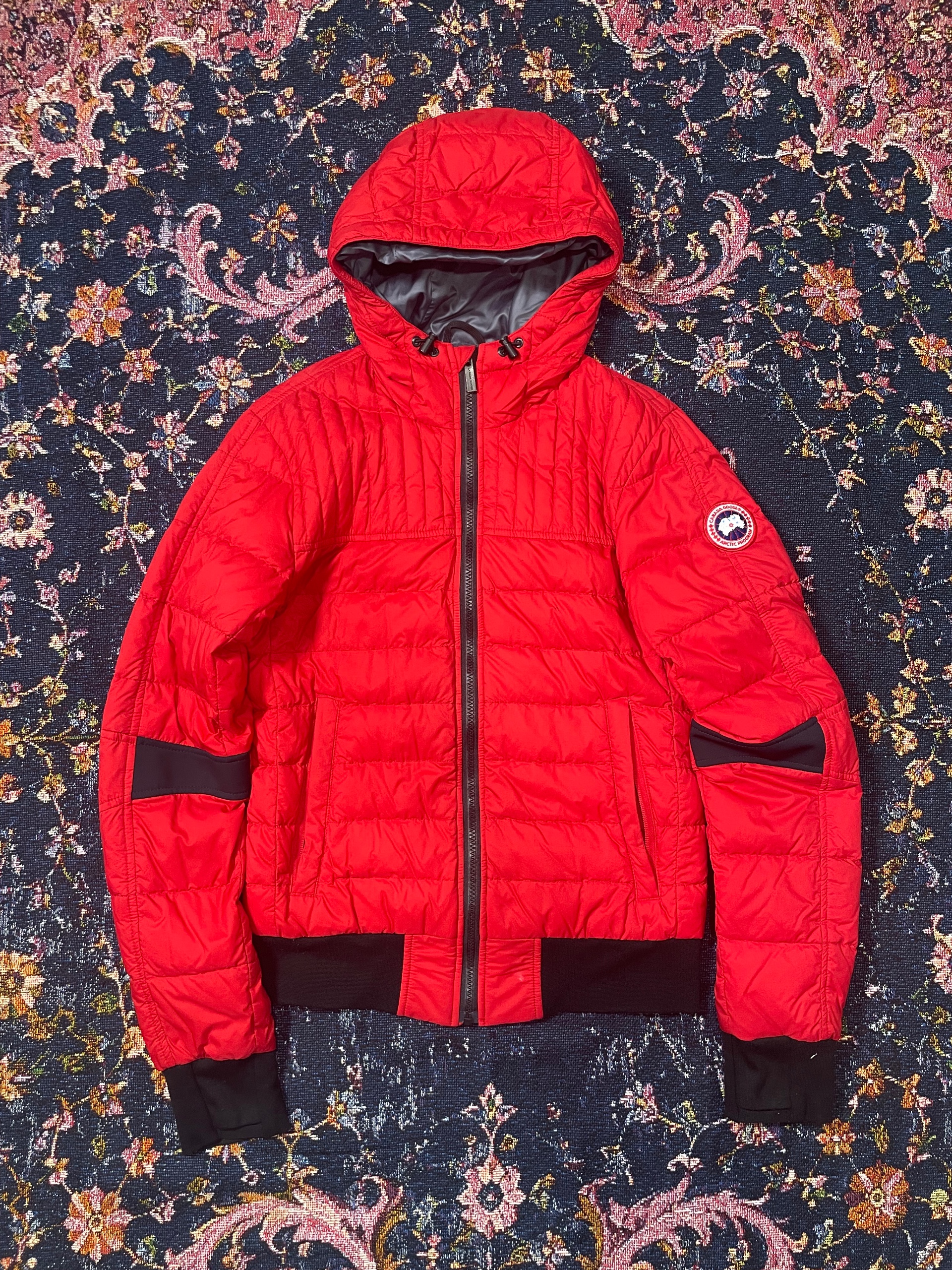 Canada Goose Men's Cabri Jacket in Red JACKET ( USED )