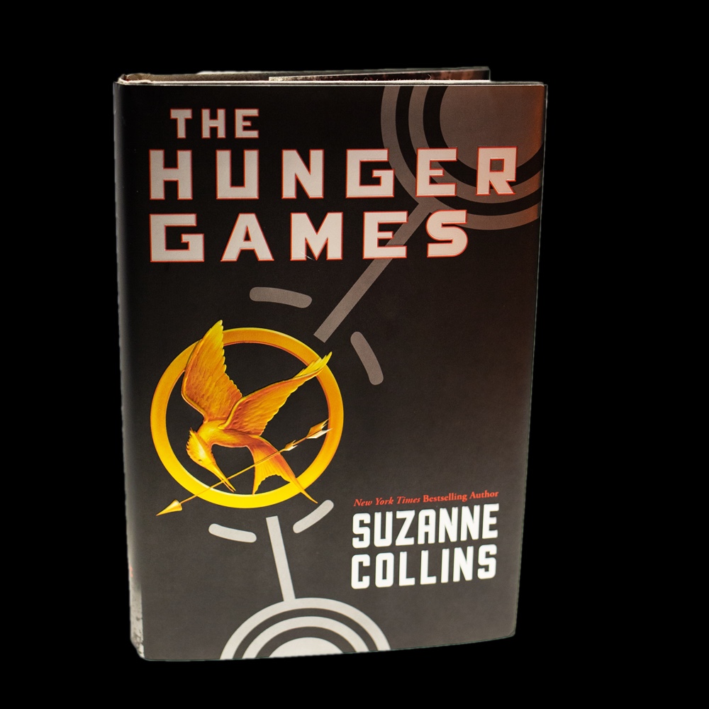 Collins, Suzanne -- Hunger Games [Book]