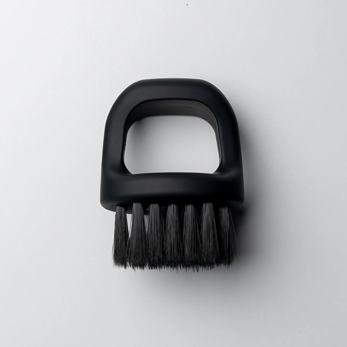 L3VEL3 Large Finger Brush 1 Piece