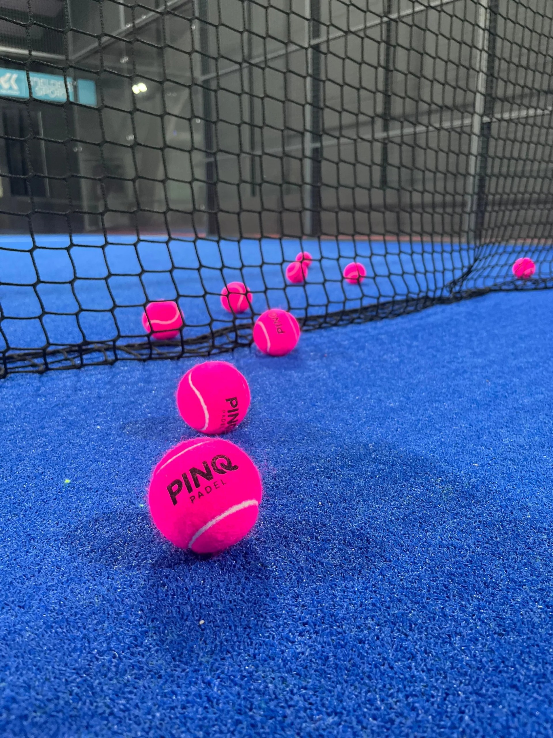 Pinq Pink Padel Balls – image 3