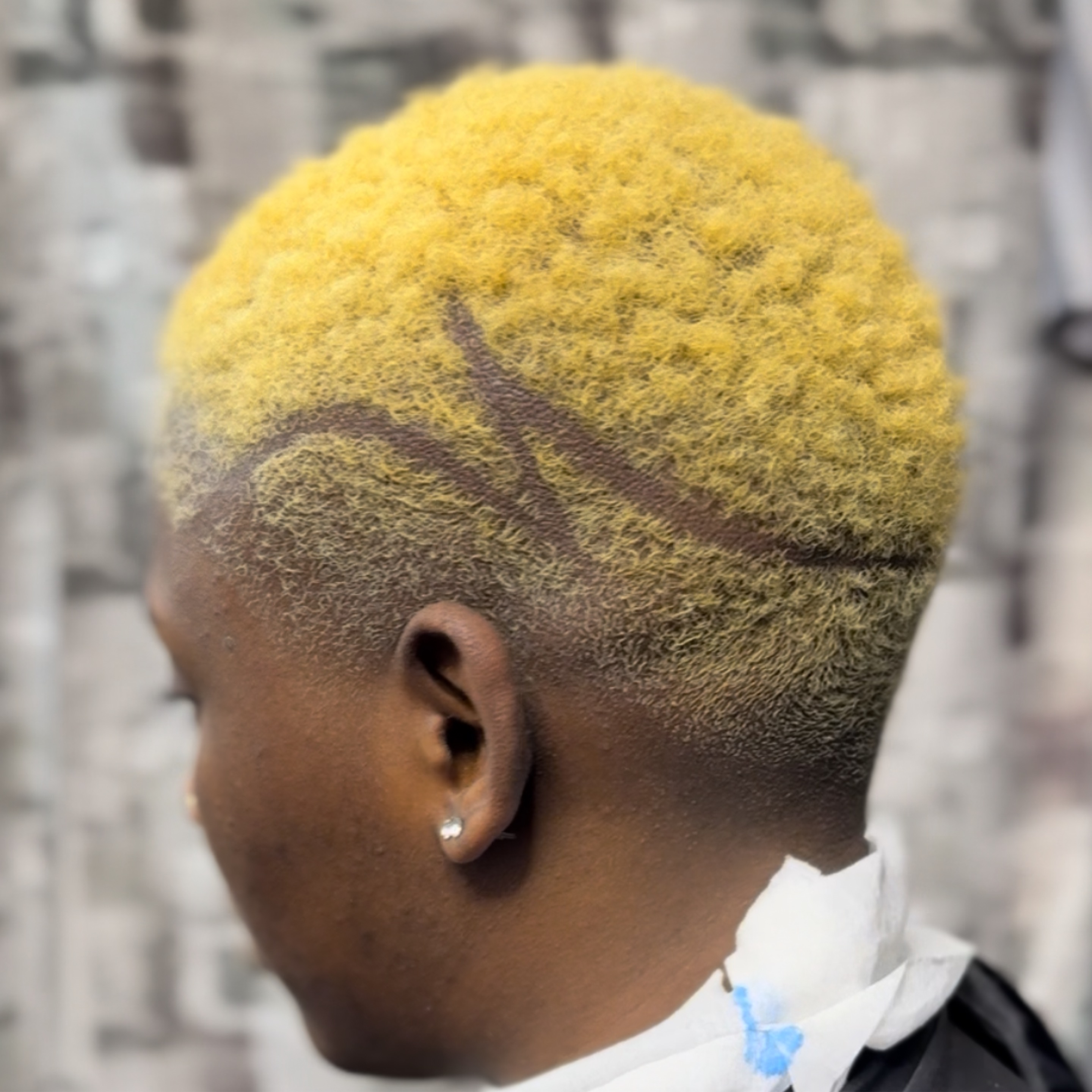 HAIR BLEACH (BLOND/GOLD COLOUR) SINGLE APPLICATION