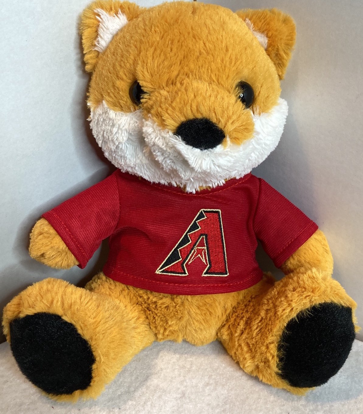 FOCO Arizona Diamondbacks Tri-colored Fox Plush with Embroidered βAβ Red Shirt