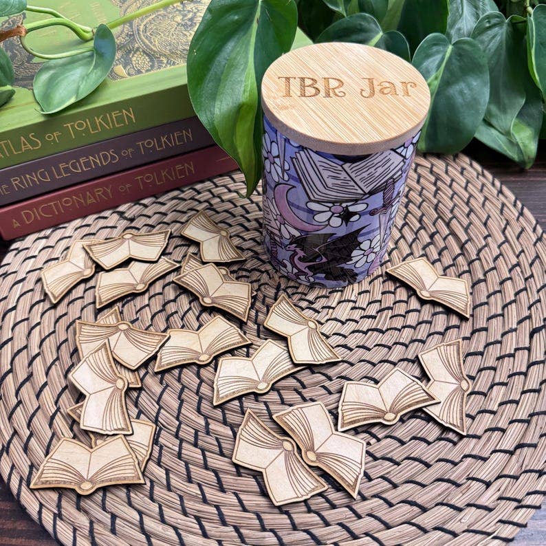 TBR Jar for readers, cute book dragon tbr jar, bookish trinket jar for readers, engraved tbr jar, reading trackers, gift for book lovers