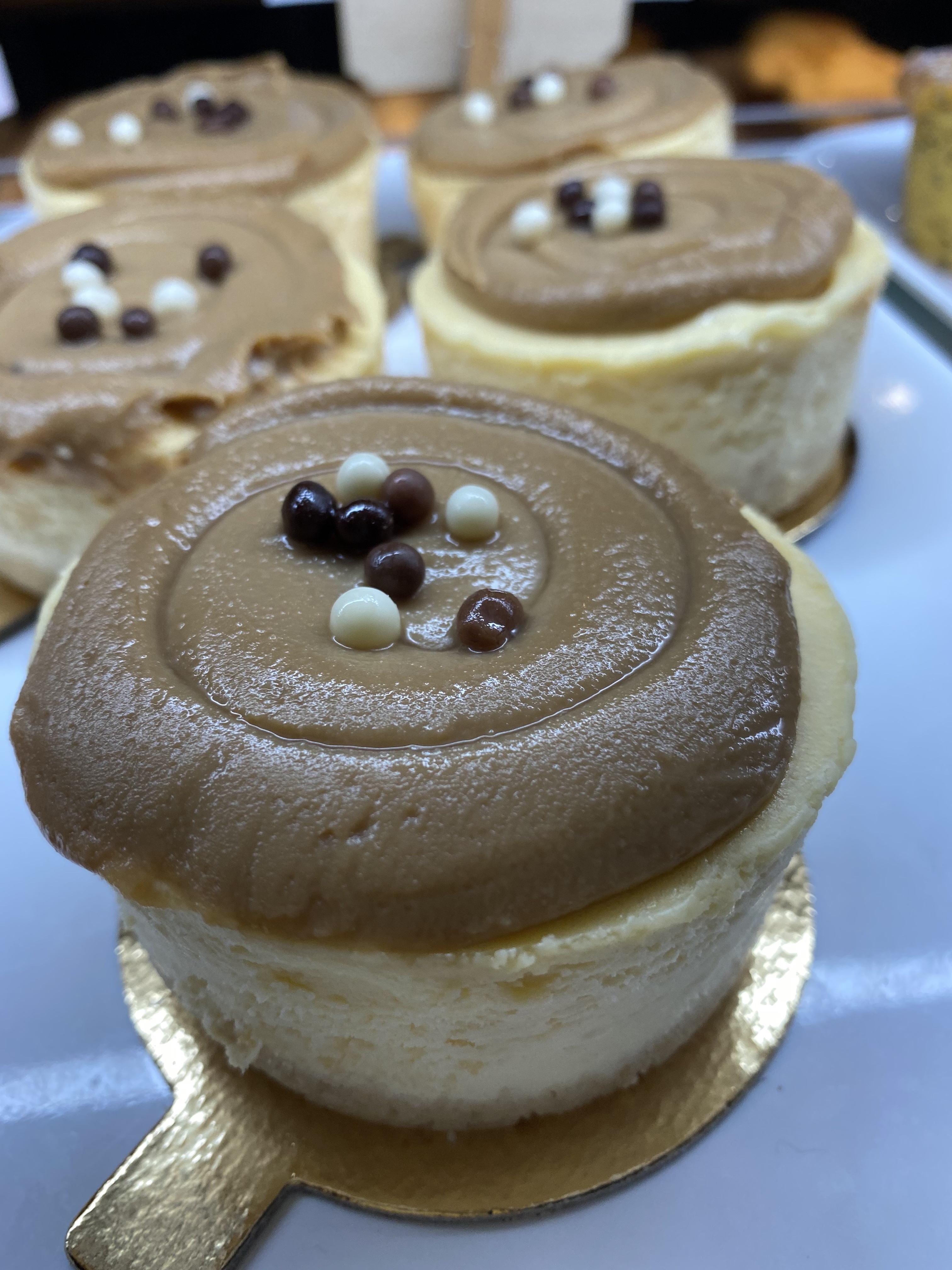 Mini Caramel Cheesecake