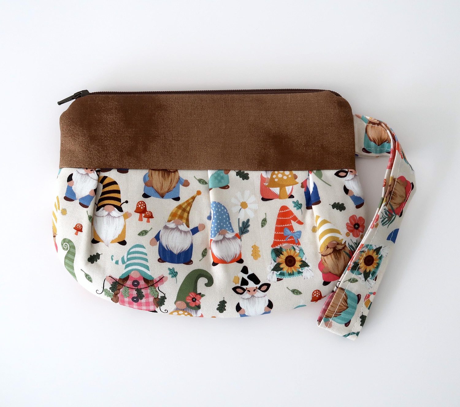 Pleated Wristlet – Garden Gnomes, photo 6 of 8