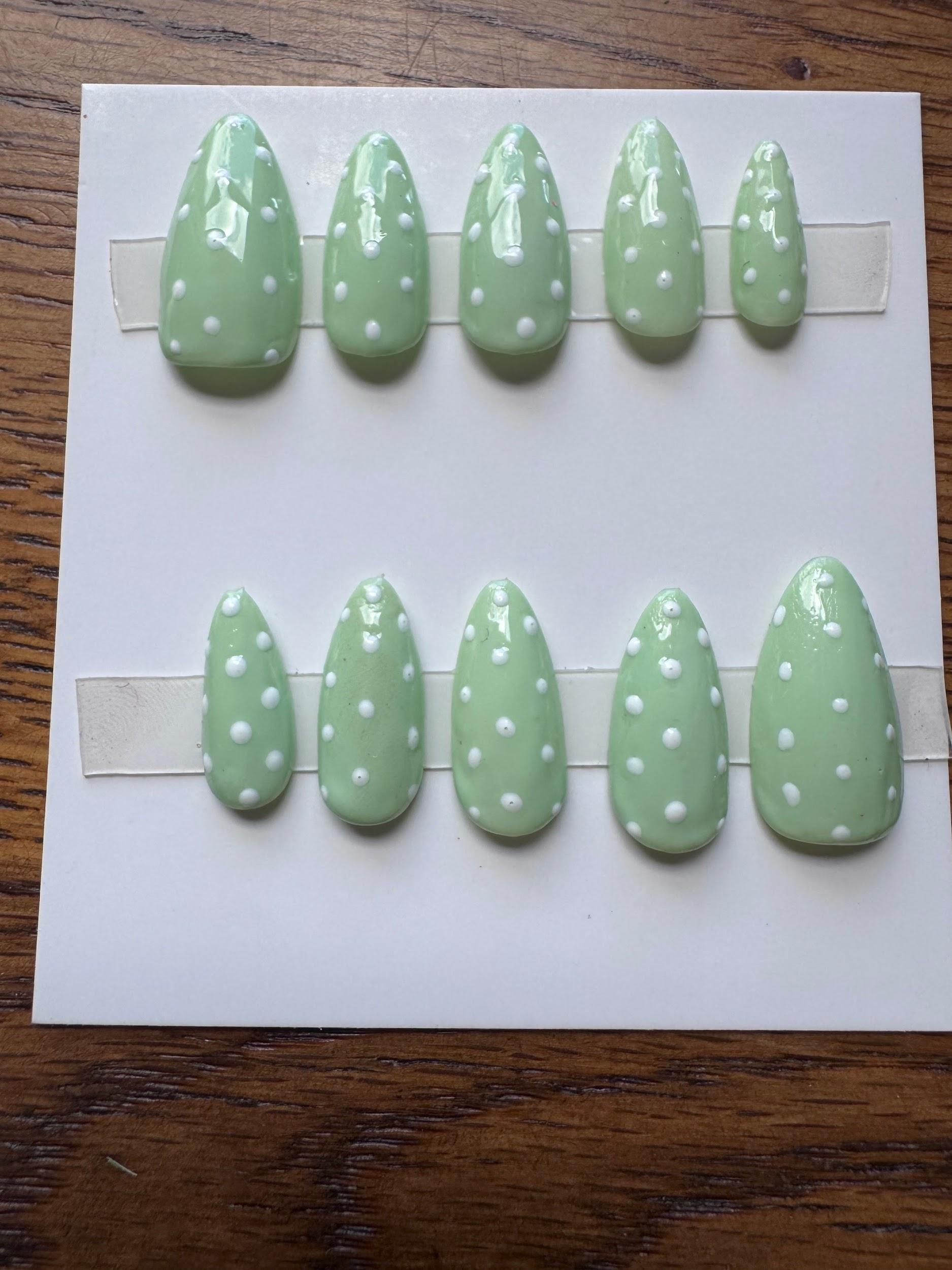 Green Polka hand-painted nail set