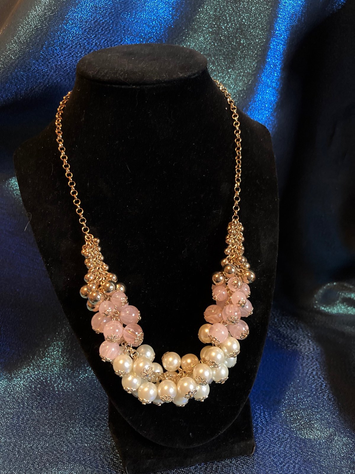 Chunky Pearl, Pink and Golden beads Necklace