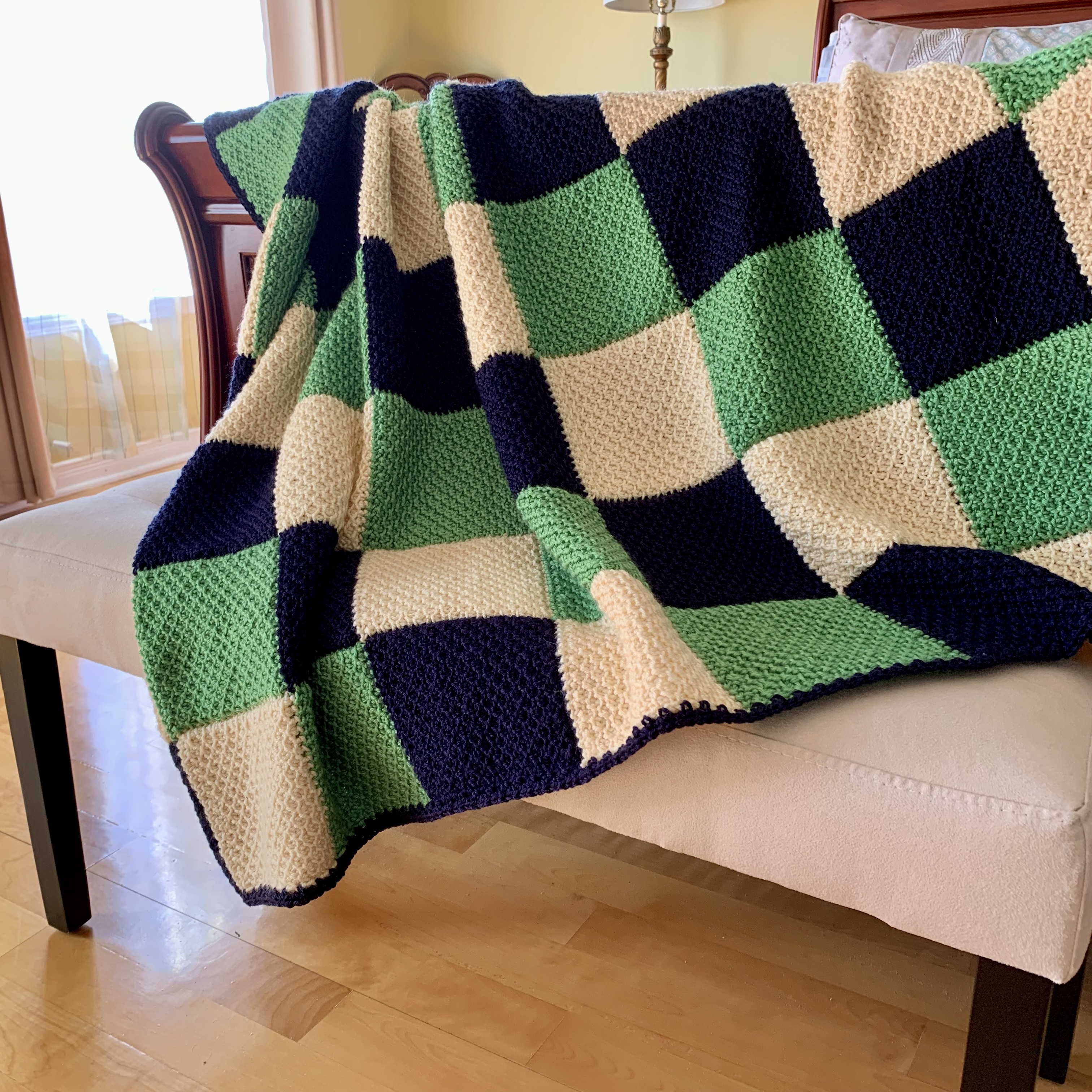 Jeté Auntie Bee's Entrelac
