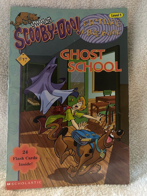 Scooby-Doo! Ghost School (Picture Clue Book, No. 17)/Robin Wasserman
