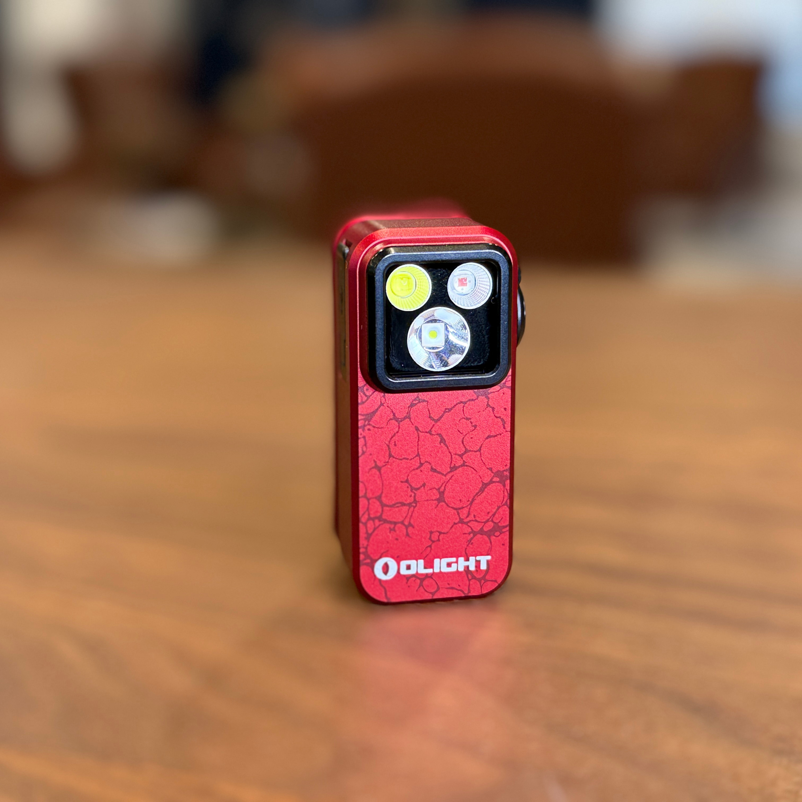 Olight Oclip Pro Molten Lava