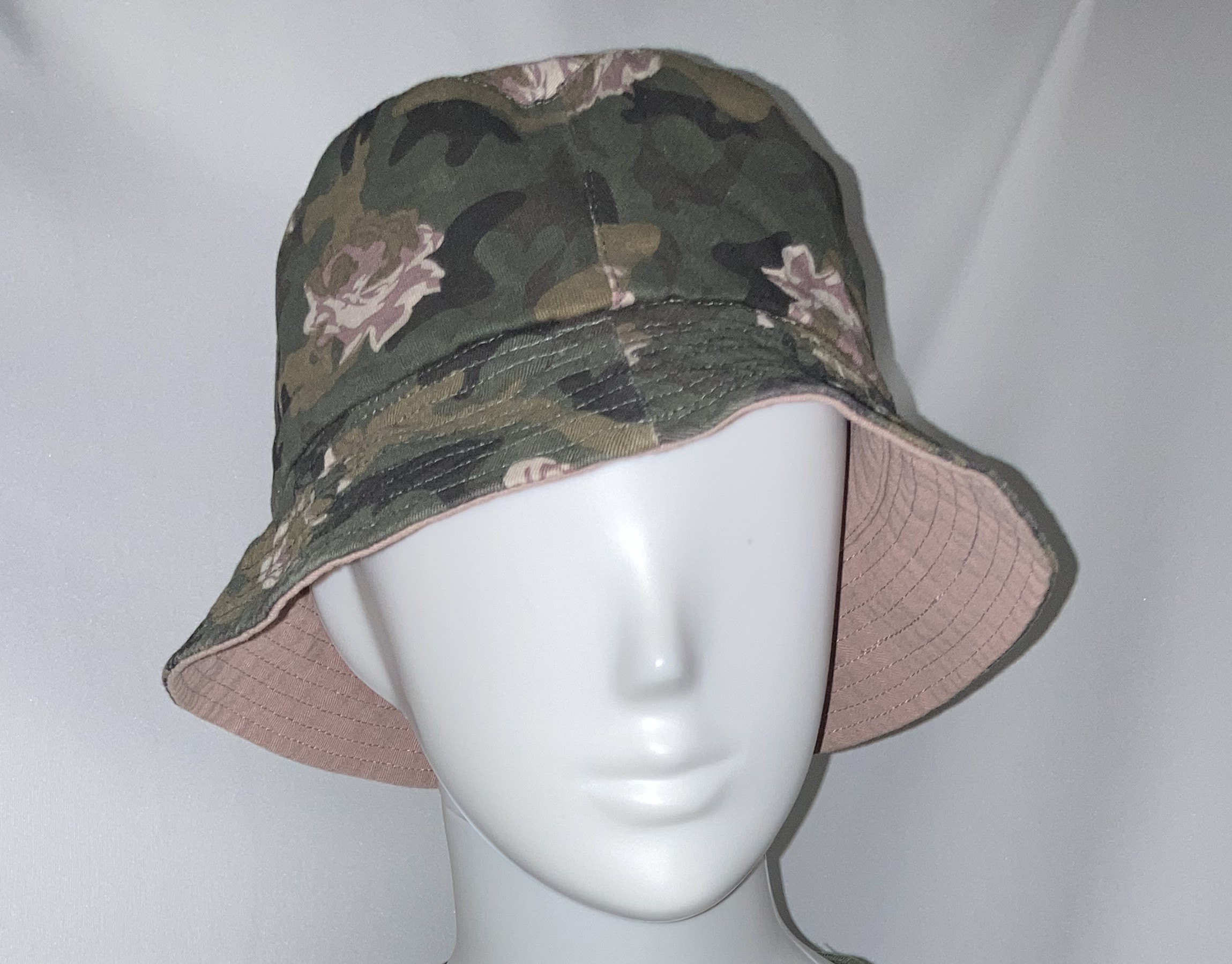 Bucket Hat Camp & Rose reversible, Sasquatch Farm apparel