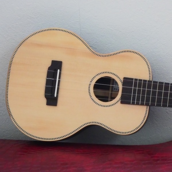 Concert / YU-GR #204 / German Spruce & Indian Rosewood