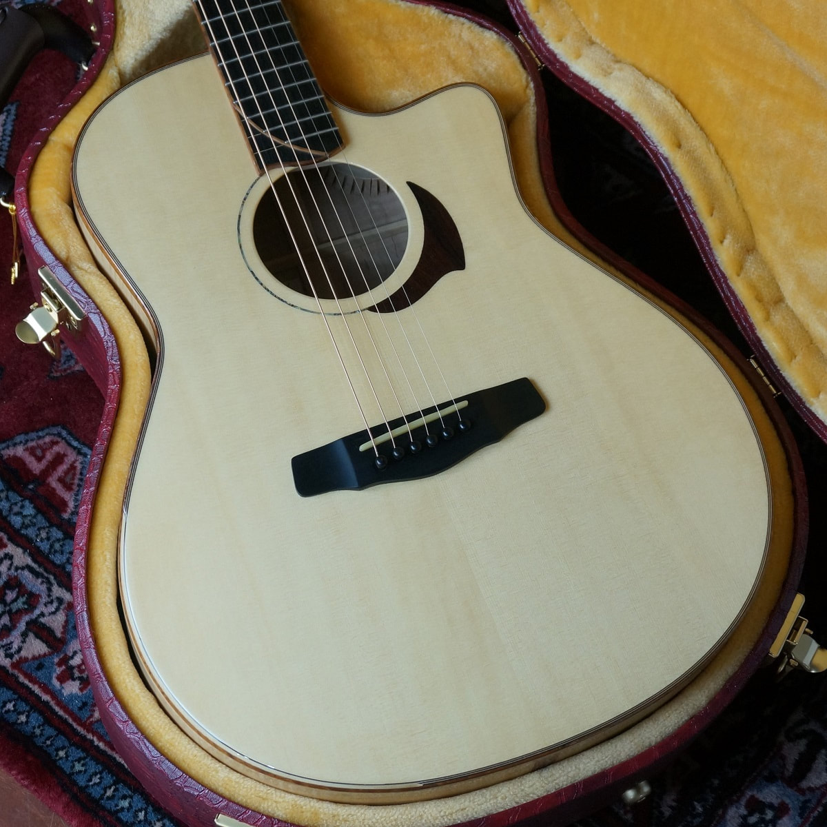 Yokoyama Guitars AR-EMA #951 Engleman Spruce & Maple