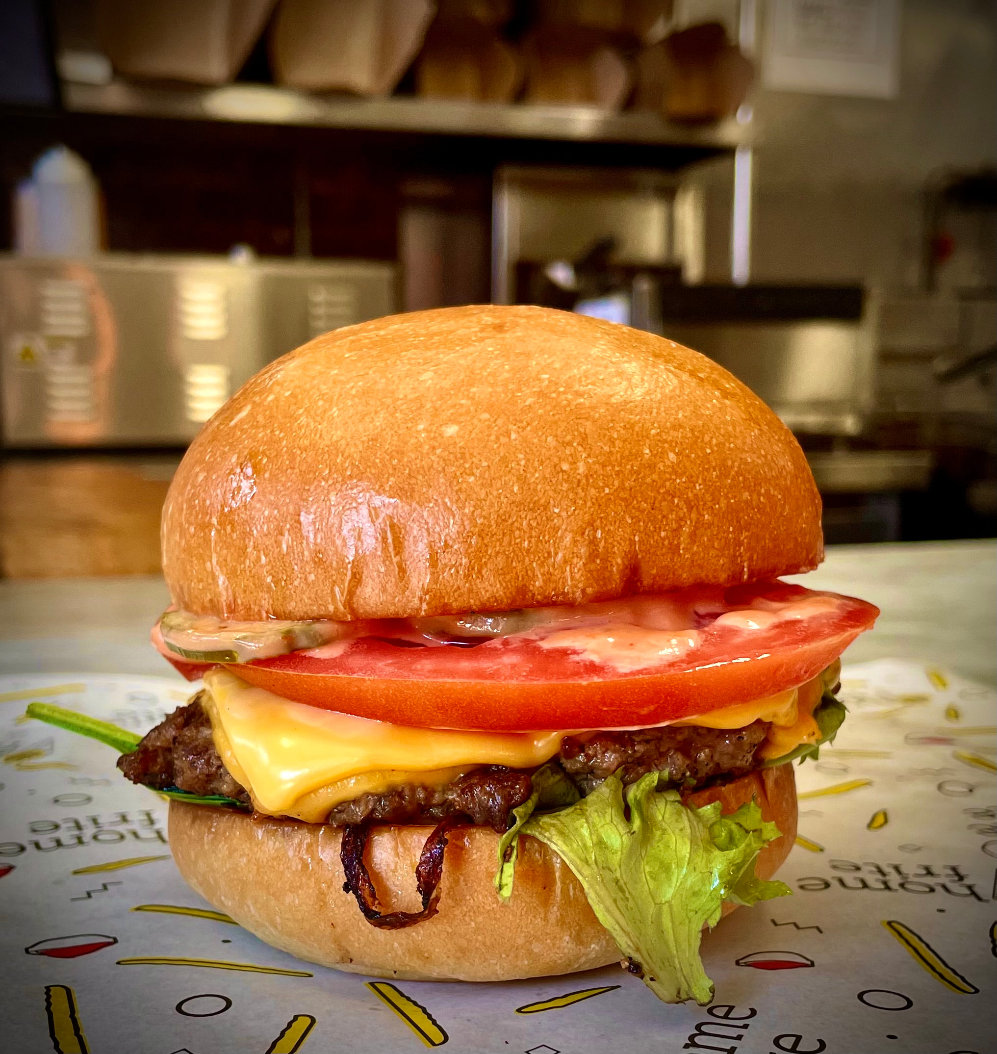 Deluxe Cheeseburger