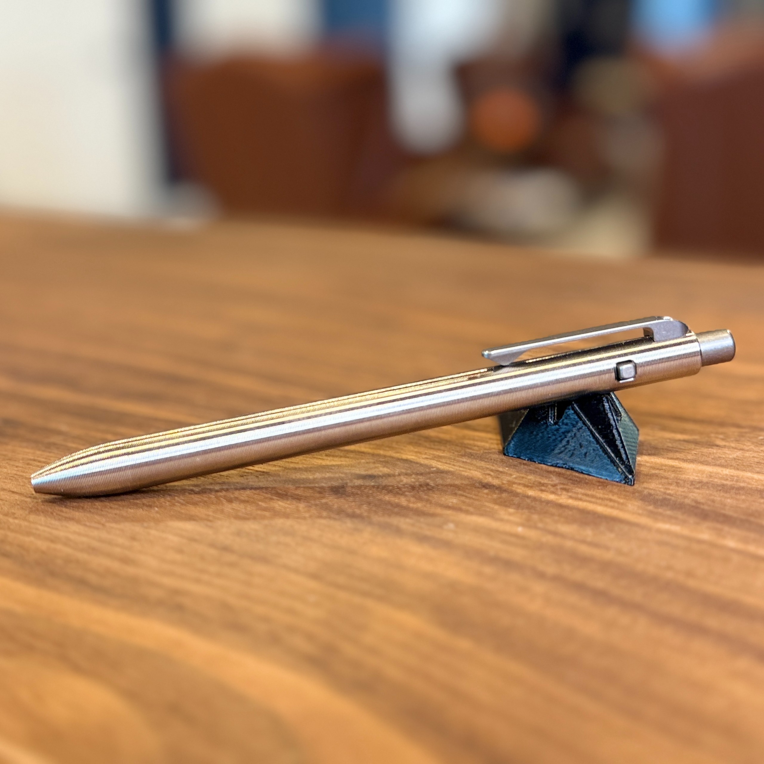 Tactile Turn Side Click Pen
