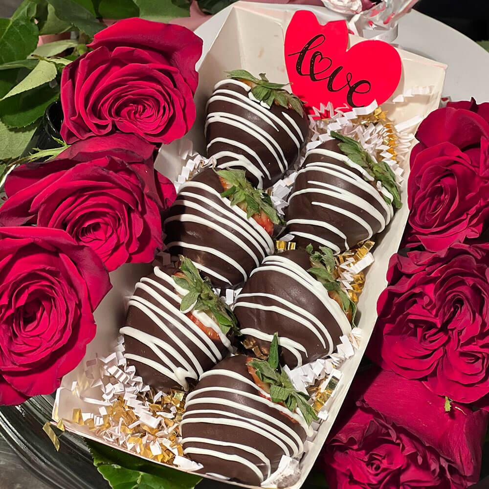 6 Pack Valentine's Day Chocolate Covered Strawberries