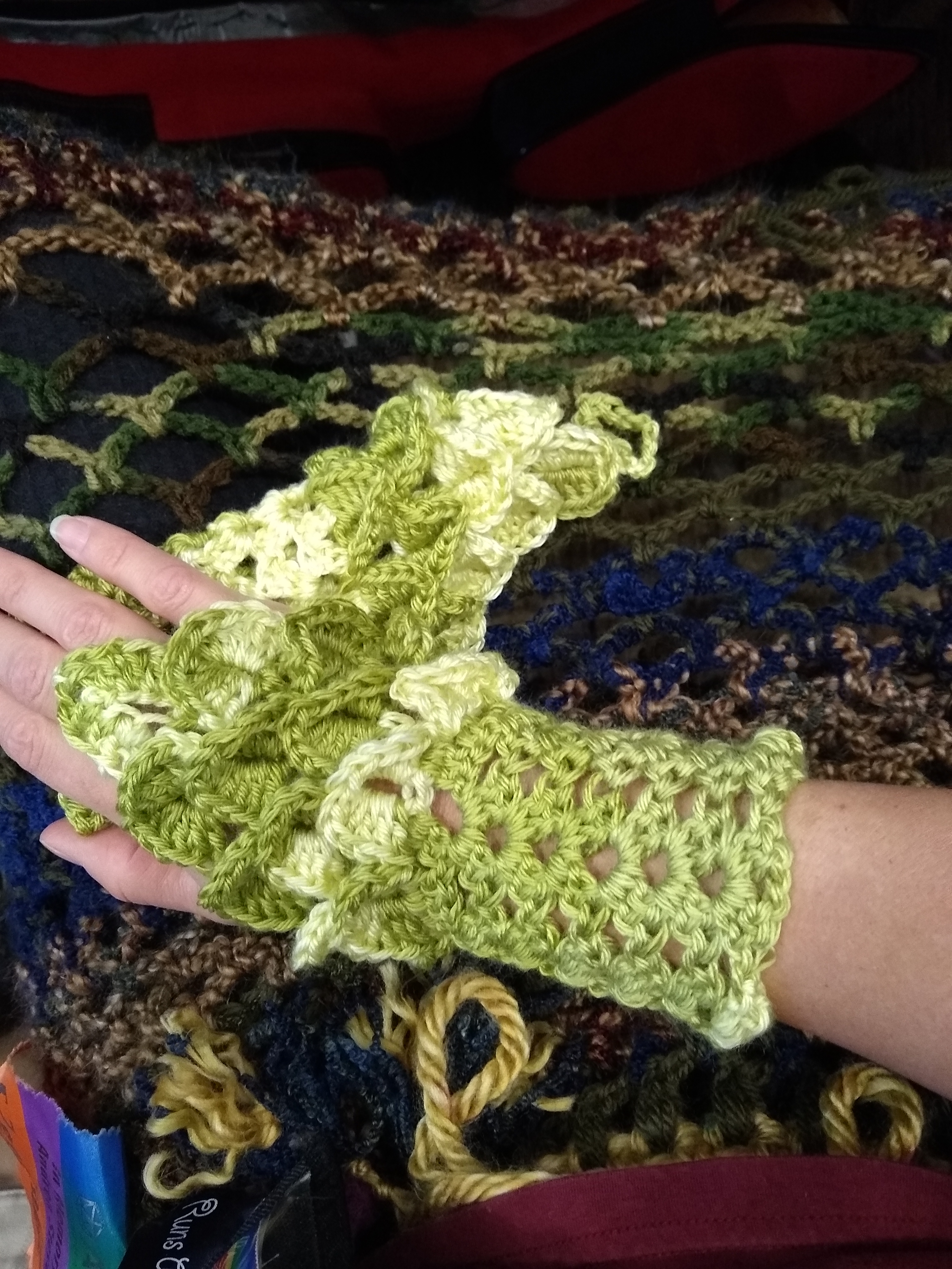 Dragon/Mermaid Scale Gauntlets