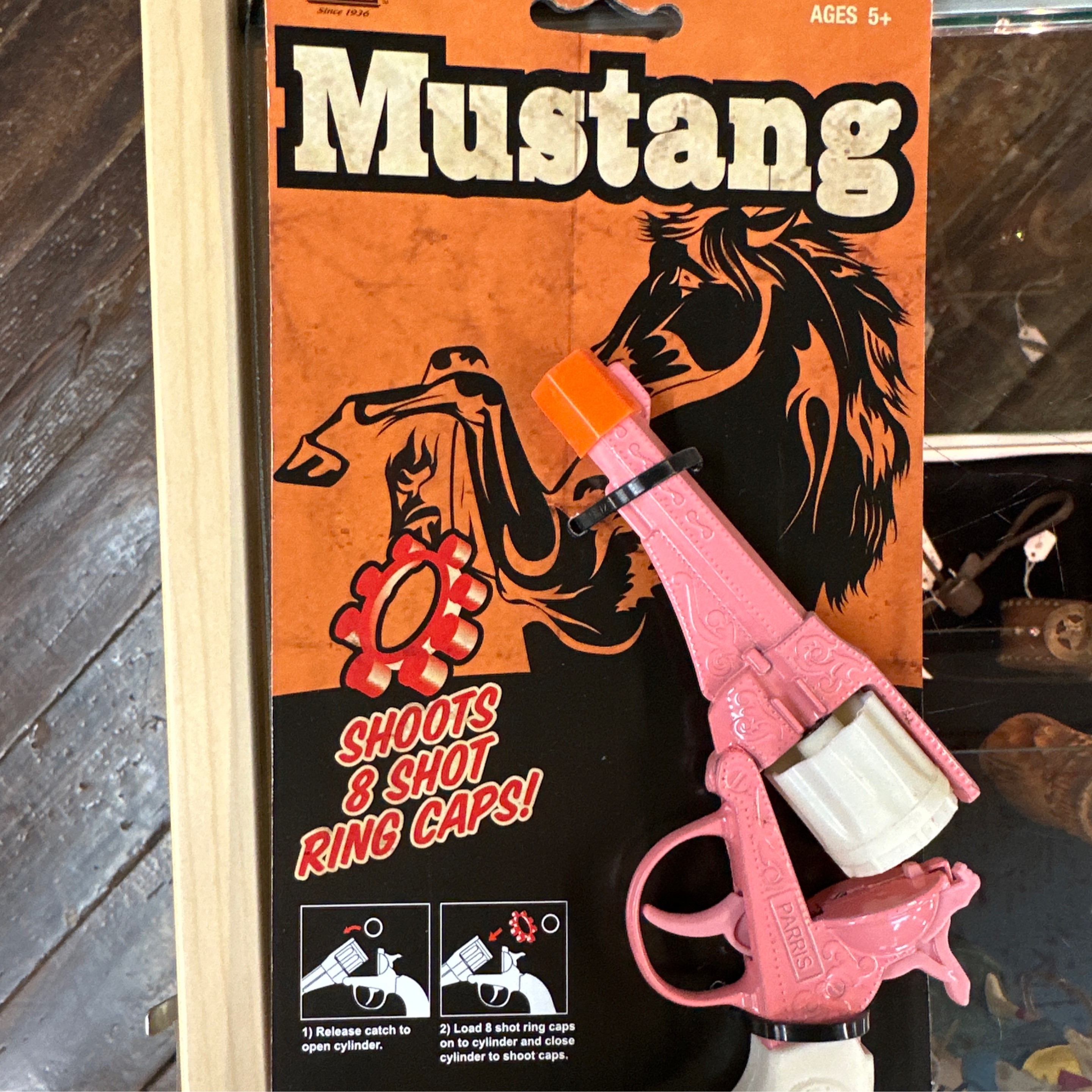 8 Shot Cowboy Metal Replica Mustang Western Revolver Pistol Diecast Toy Cap Gun