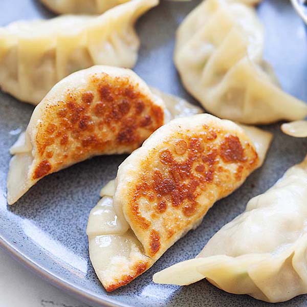 Pot Stickers (6)