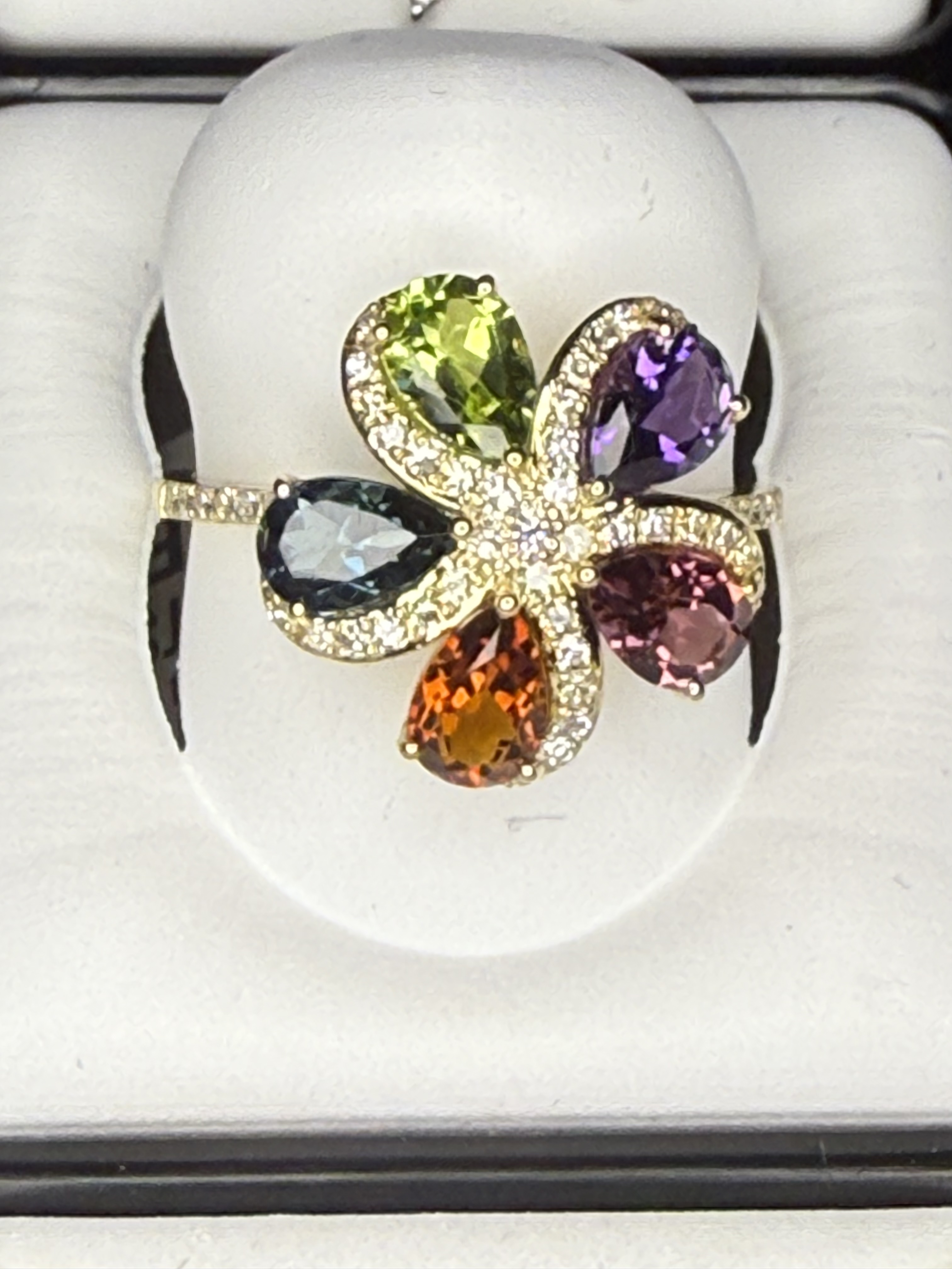 Fine Jewelry Gold Diamonds Gemstones 3025
