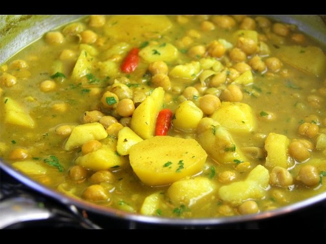 Channa and Aloo Roti