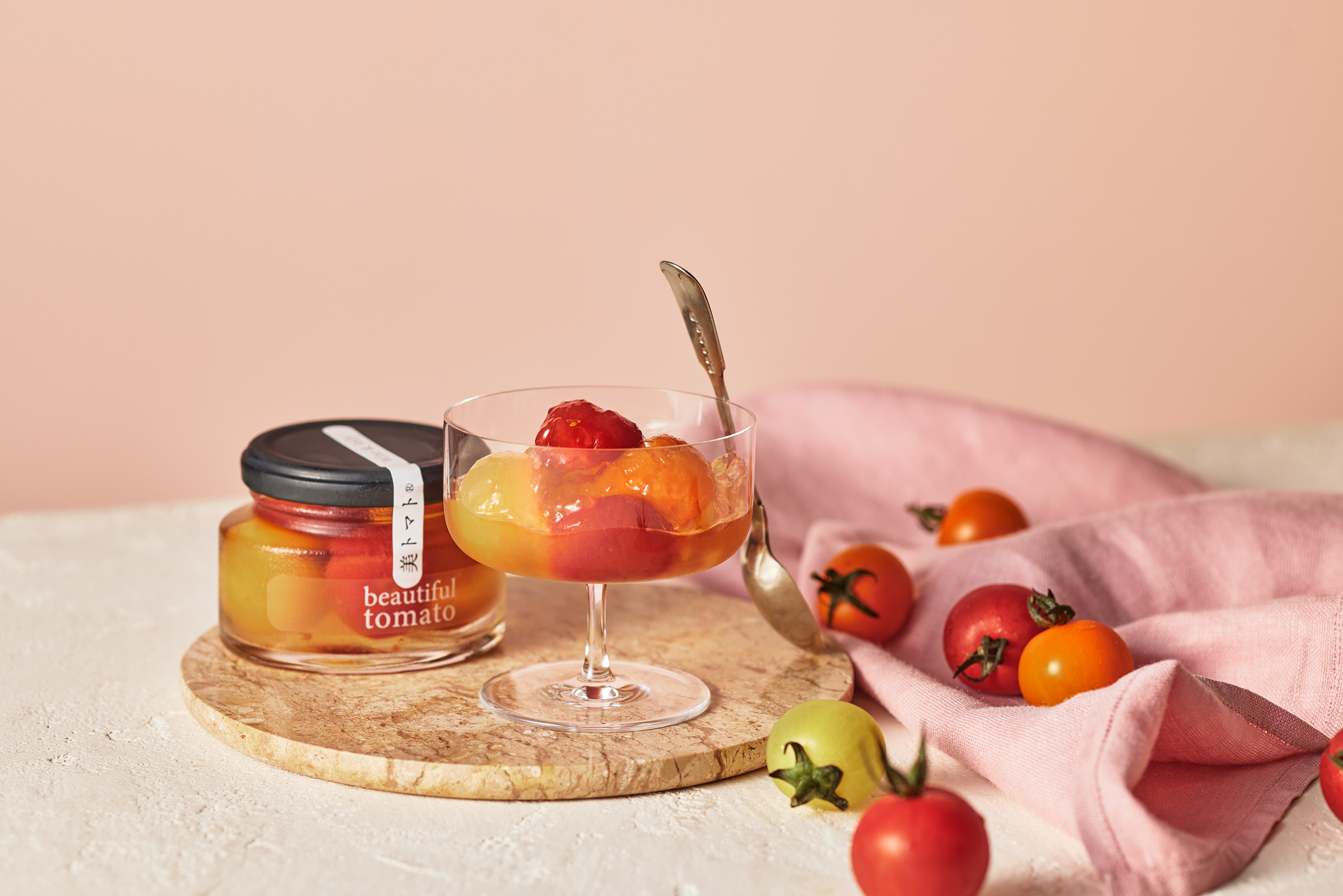 Beautiful tomato white wine jelly