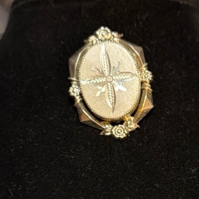 Vintage Sterling Starburst Pendant/Brooch small Roses Oval