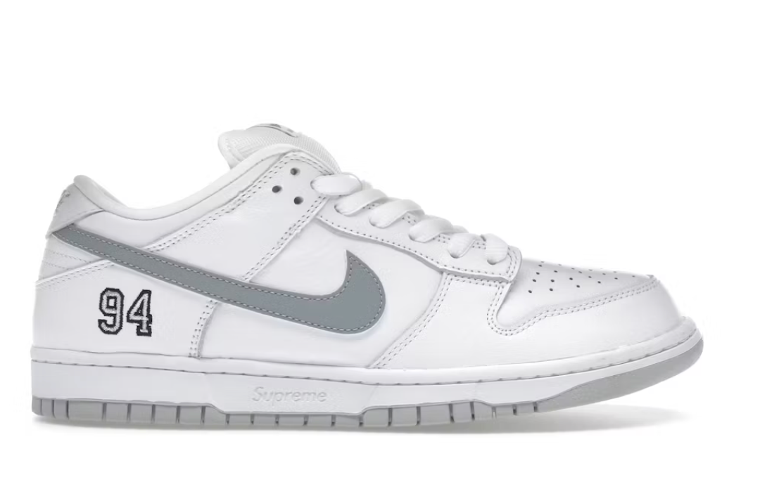 nike sb dunk low supreme 94 white metallic silver size 9.5 (new)
