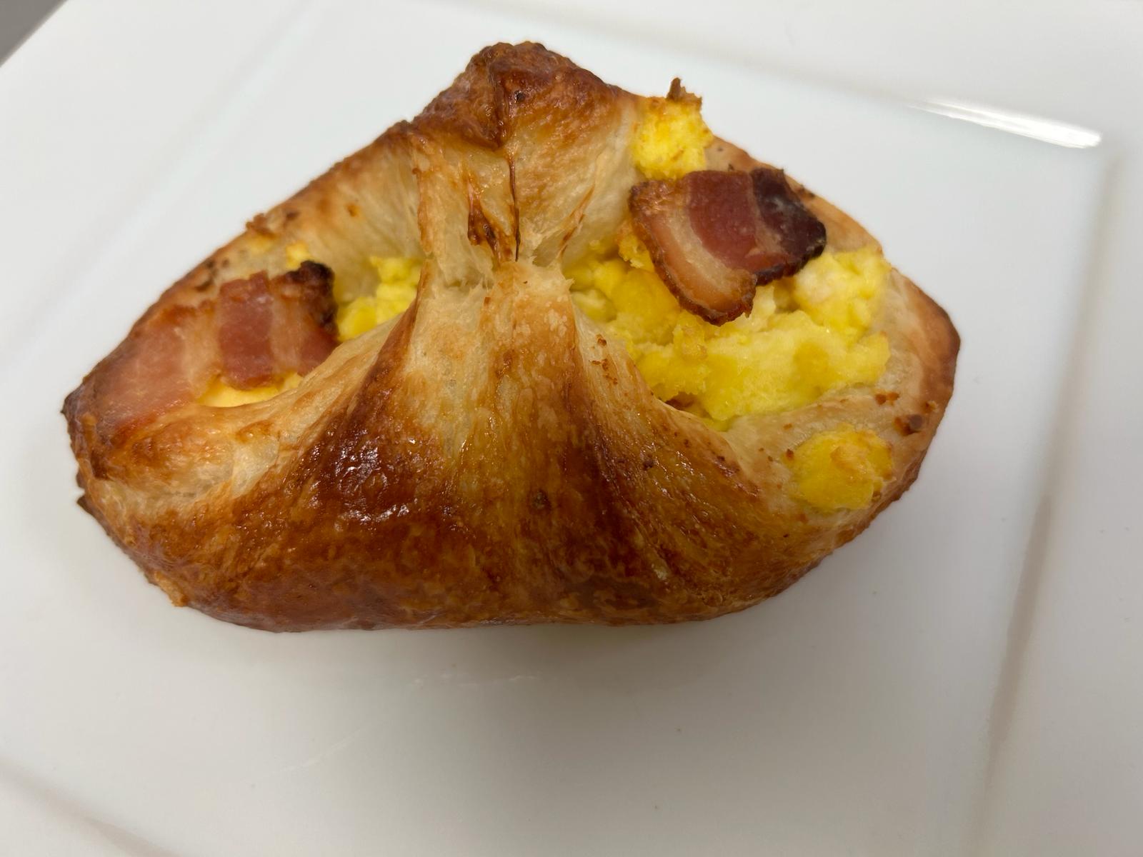 Egg & Bacon Croissant