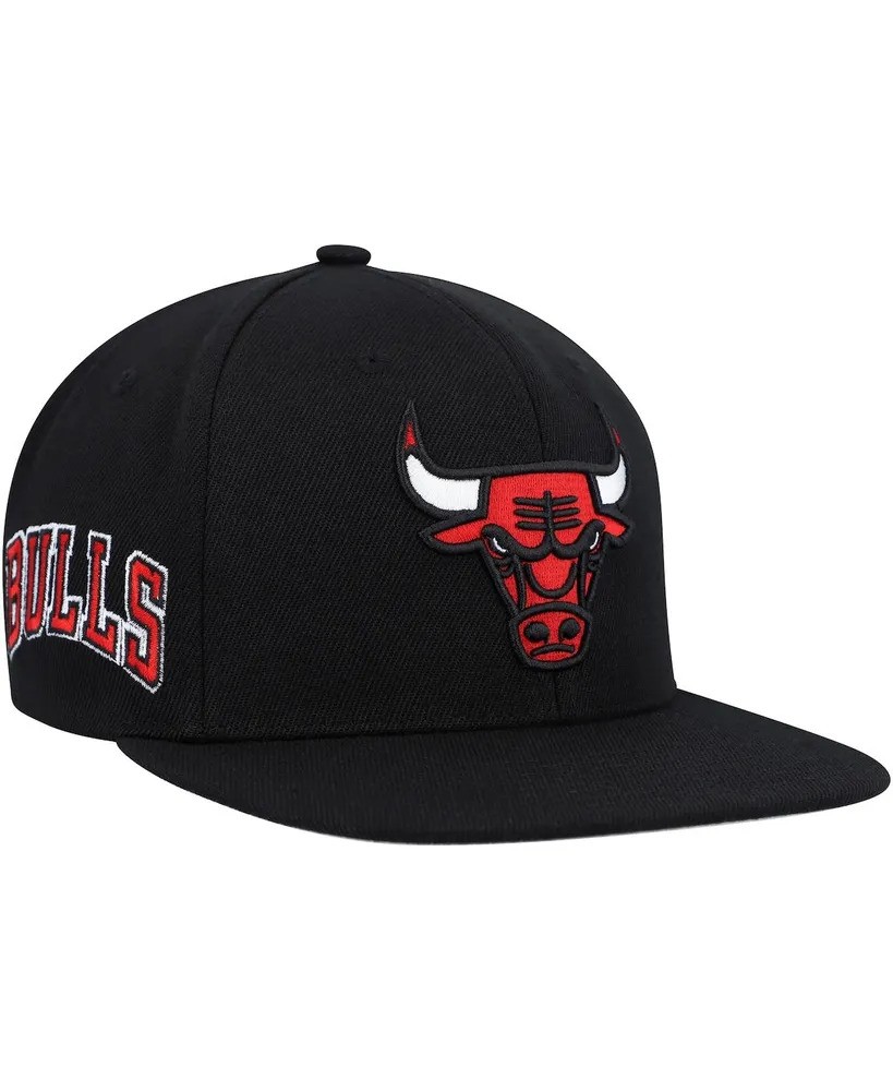 Chicago Bulls Side Core Mitchell and Ness Snapback Hat