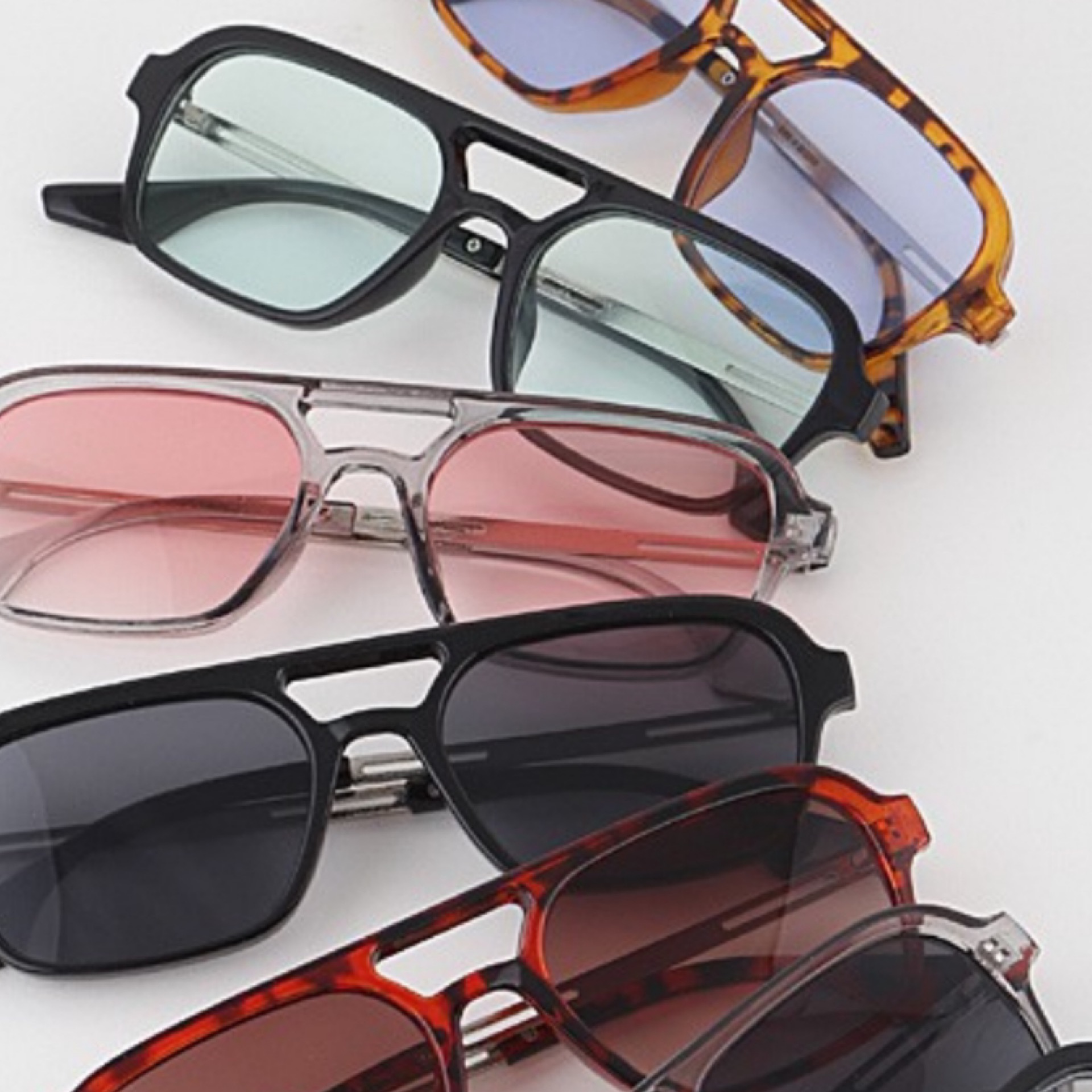 Wide frame sunglasses